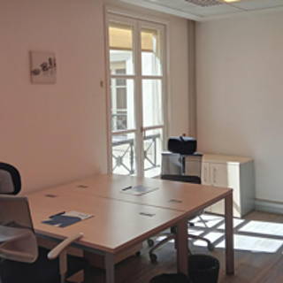 Bureau privé 15 m² 3 postes Location bureau Rue Cambon Paris 75001 - photo 1